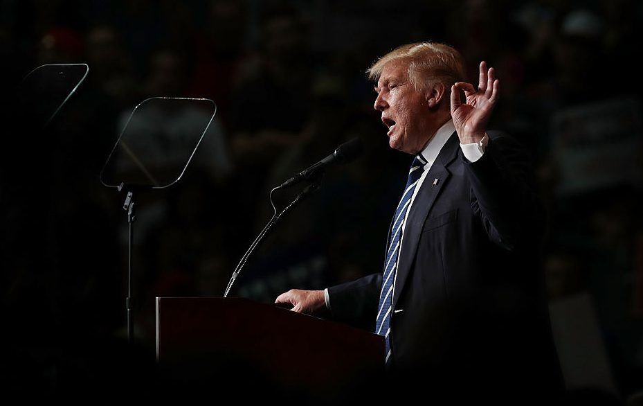 Трамп про компромат: Останній постріл у мене