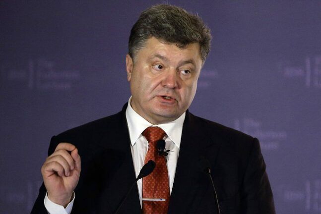 Порошенко просит США стать снова великими