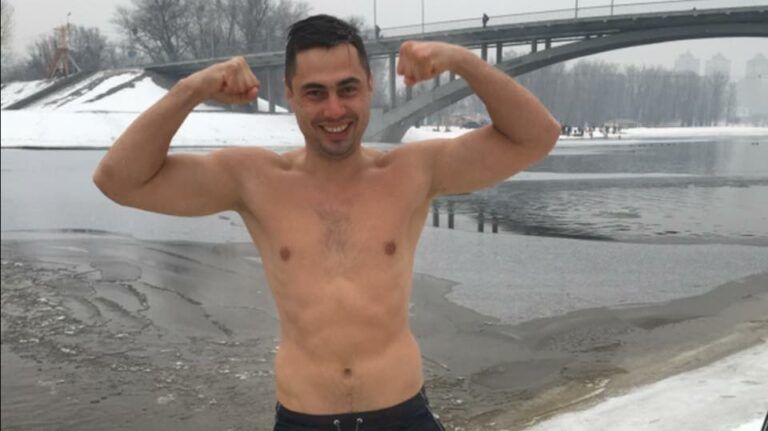 Як політики та зірки купаються на Водохреща Фото 1 yegor-firsov