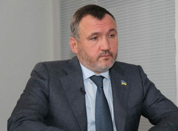 У Рената Кузьмина нашли золотую лопату