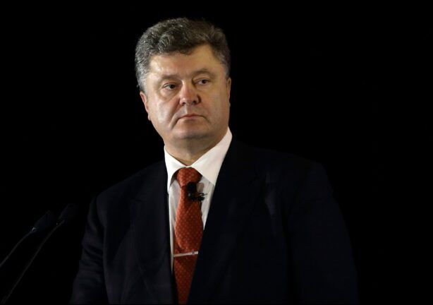 Доклад Порошенко об Авдеевке. Кого эвакуируют и когда прекратят огонь