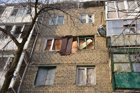 Россия ударила Градами: жертвы в Авдеевке и Новозвановке (ОНЛАЙН) Фото 4 avdiyivka-3-lyutogo