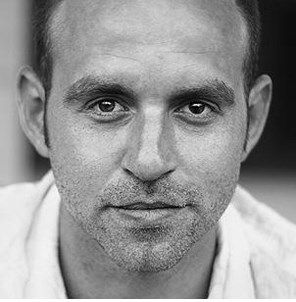 Убийство Моторолы и Гиви — деконструкция мифа “из грязи — в князи”