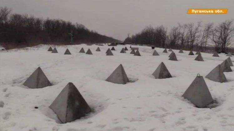 Трасса Попасная-Первомайск стала зоной смерти