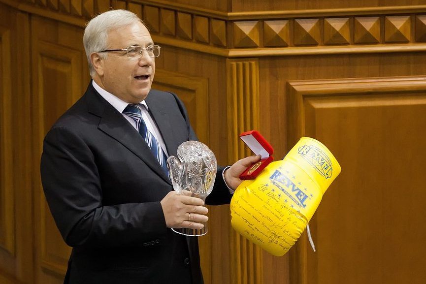 Мера Кривого Рогу підозрюють у крадіжці 200 млн грн.