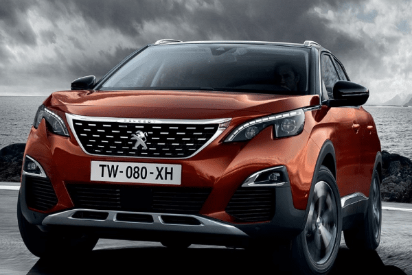 peugeot 3008 avtomobil goda 2017 v