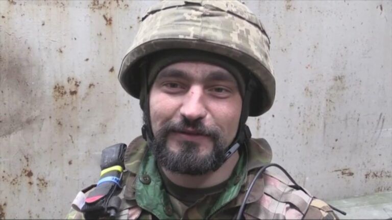 Ждите нас. Мы вернемся с победой!, — бойцы АТО поздравляют женщин