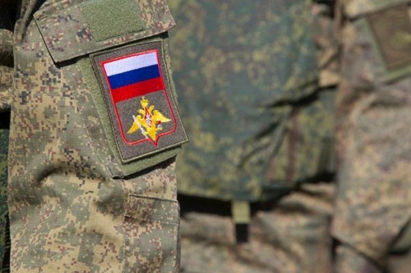 Скандал в “ДНР”. Пьяные российские военные напали на местных, была стрельба