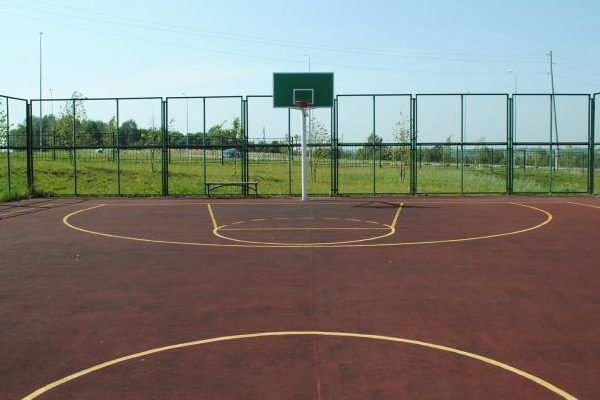 Баскетболіст без рук продемонстрував чудеса гри