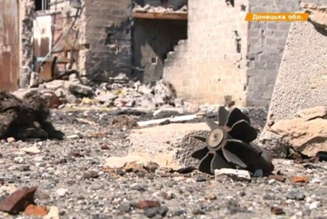 Декорації до постапокаліптичного фільму. Авдіївку вкрили 120-мм міни