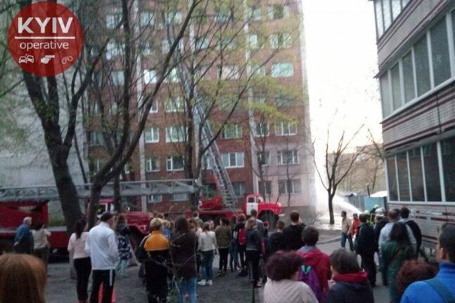 Масштабна пожежа у Києві – горить багатоповерхівка