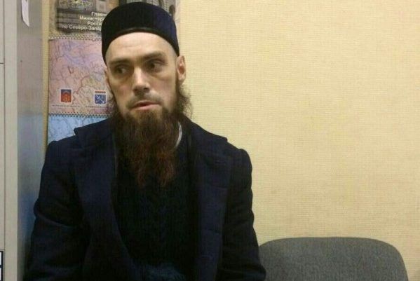 Мужчину, которого по ошибке заподозрили в теракте в Питере, уволили с работы