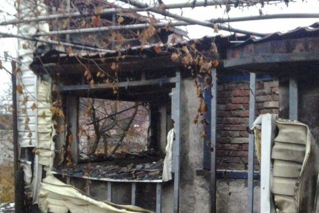 Опустошенный, разбитый и безлюдный. На что боевики превратили поселок Пески