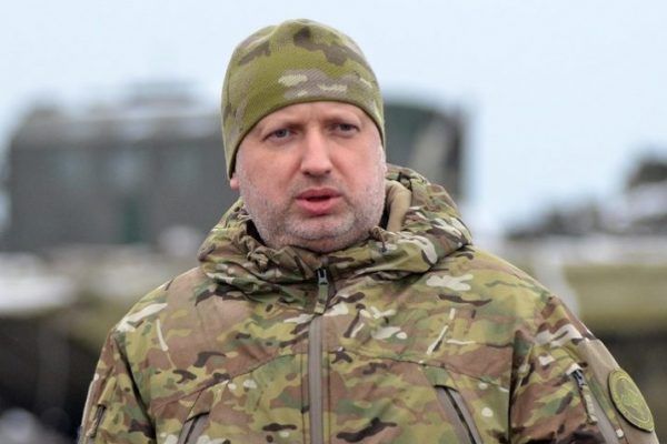 Росія кидає на Донбас 20 тисяч бойовиків