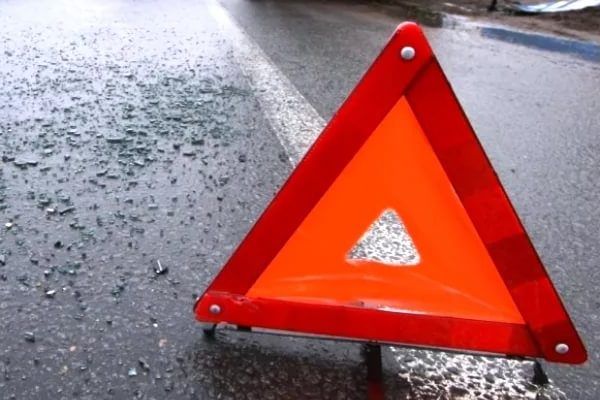 П’яний за кермом, втікаючи від поліції, скоїв 2 ДТП та розтрощив кіоски
