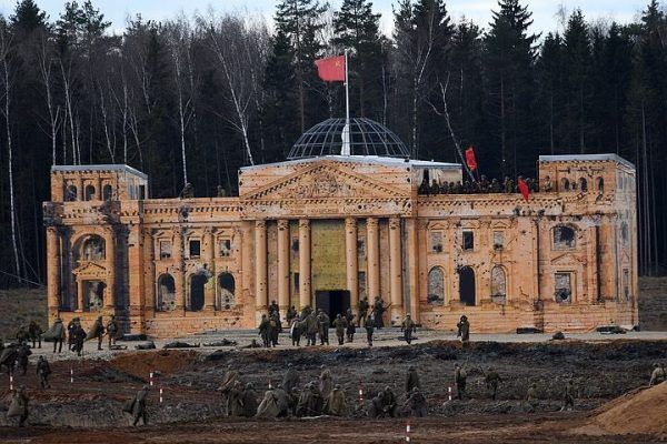 Рейхстаг у вогні: Шойгу в Підмосков