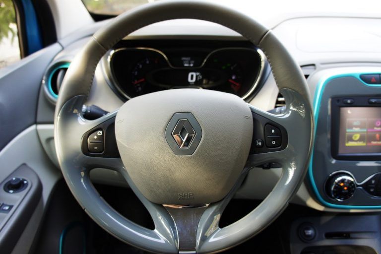 Тест-драйв Renault Captur: “смарт-квартира” на колесах Фото 8