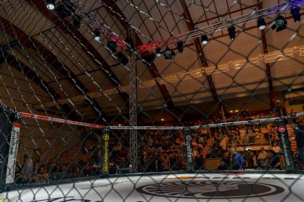 12-річна японка дебютує в MMA проти 24-річної суперниці