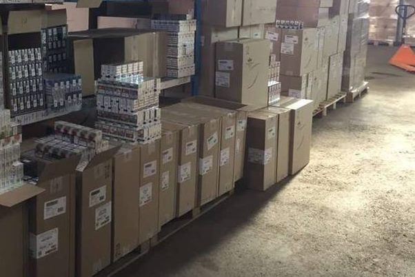 Топ-менеджерам тютюнового спонсора бойовиків оголошено про підозру