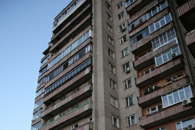 Вчителька викинула у вікно дочку: подробиці трагедії