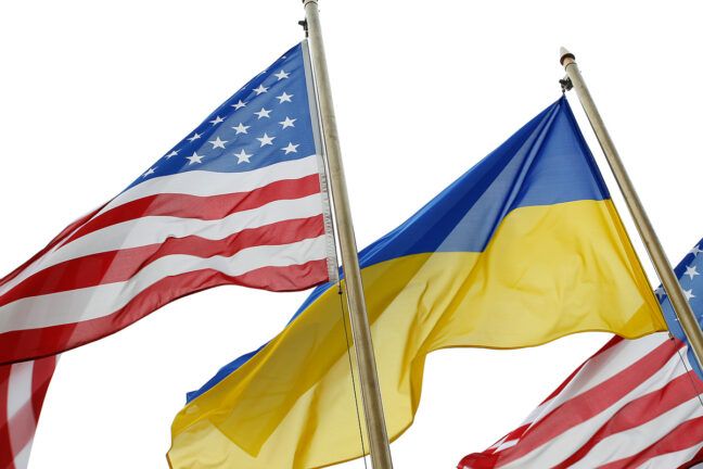 Конгресс США утвердил $560 млн помощи Украине