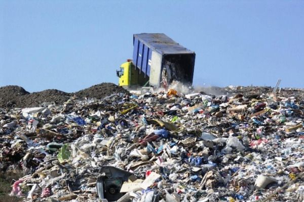 У Львові можуть оголосити надзвичайний стан через сміття