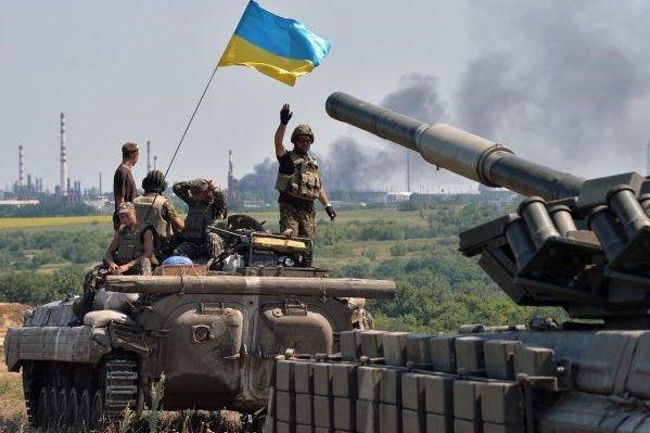 Им по 20, а уже командиры. Офицеры рассказали о нелегкой службе