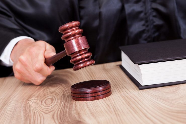 Лондонский суд отложил решение по кредиту, выданного Россией Януковичу