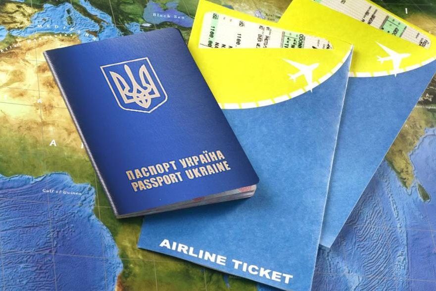 Мингарелли: Безвиз открыт и для жителей Крыма и ОРДЛО