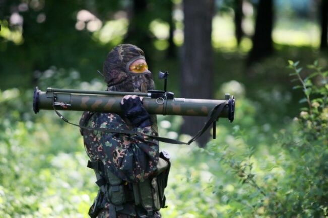 Атака на Каменку. Боевики расстреливают из танков и минометов
