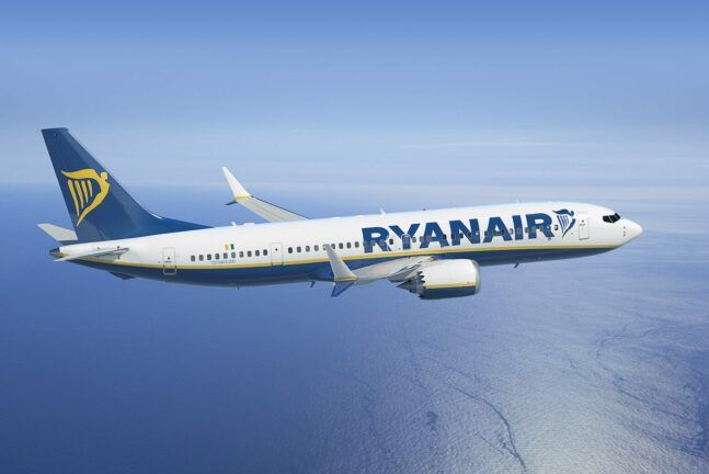 Ryanair може не полетіти в Україну. Продаж квитків зупинено