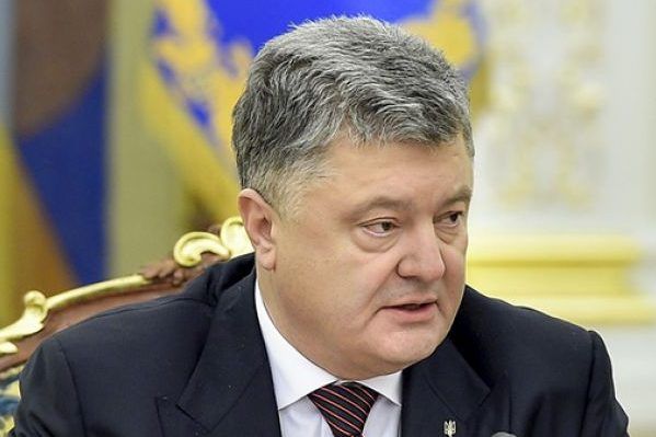 Хакеры, запустившие Petya, сидят в Кремле — Порошенко