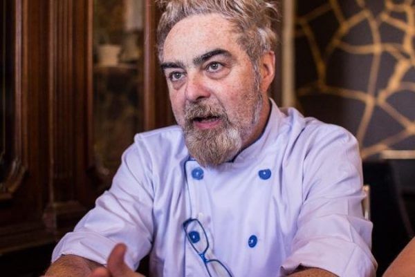Ресторатор звільнив персонал через відмову говорити українською Фабрицио Кошче