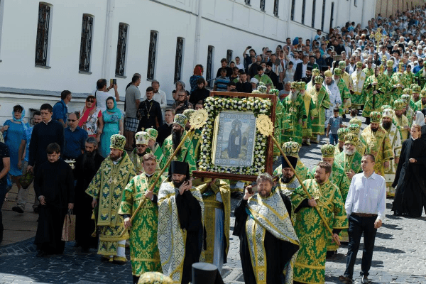 У Києві зарубіжні єпископи та віруючі молилися Антонію Печерському за мир в Україні УПЦ