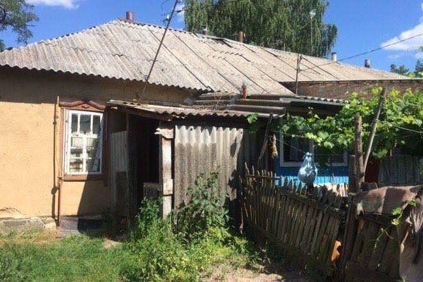 Під Києвом чоловік сокирою зарубав односельця через 500 гривень убийство в сосновке