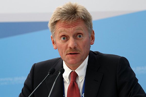 У Кремлі розповіли, чому Росія стягує війська до України