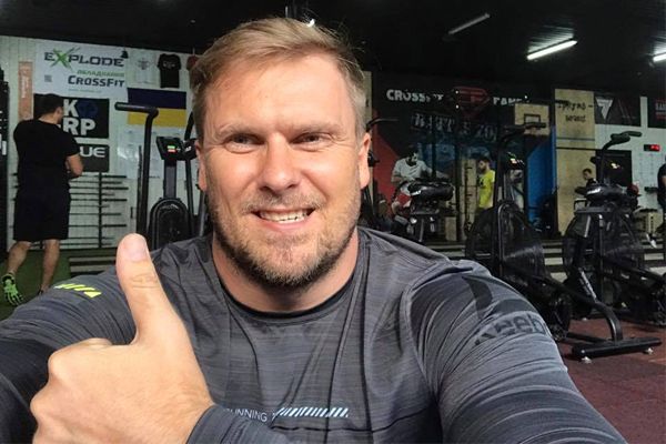 Троян відповідає на фейк про арешт зі спортзалу