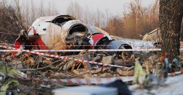 Самолет Качиньского уничтожили 2 взрыва Смоленська катастрофа