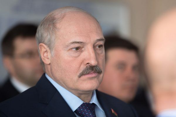 Лукашенко: Росія пустує на кордоні