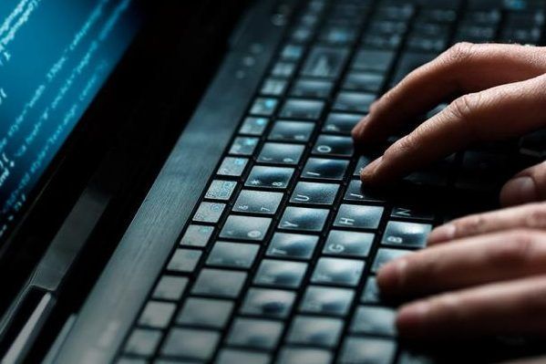 Не пробна. Мета кібератаки вірусу Petya на Україну Кібератака