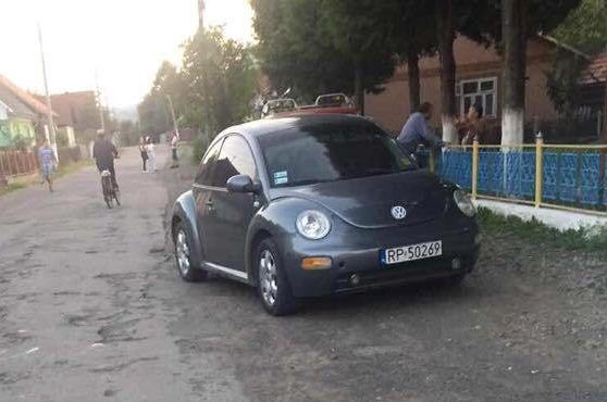 Прокурор купив авто на польських номерах