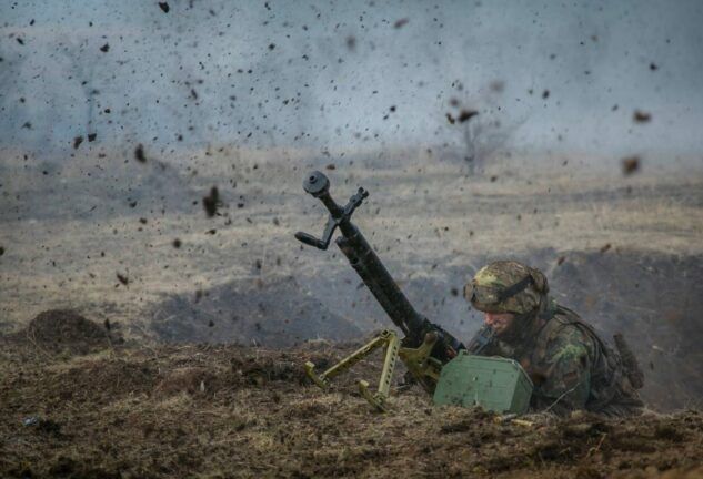 Школьное перемирие сорвано — на Приморском направлении 18 атак за сутки