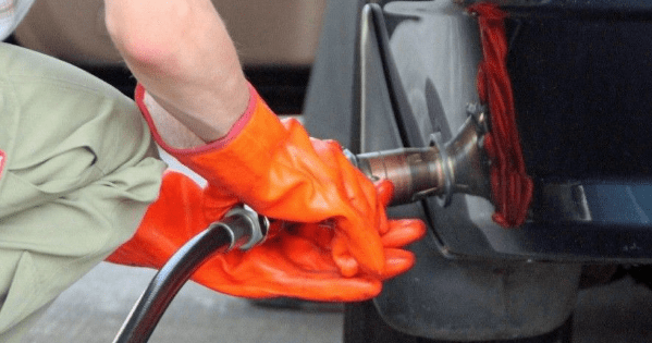 На АЗС подешевел автогаз
