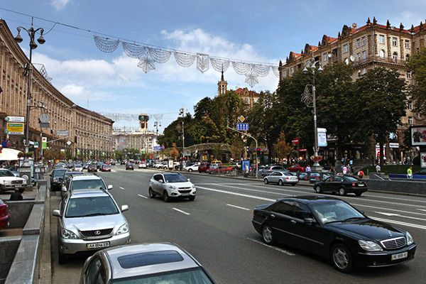 Українці зможуть реєструвати авто онлайн