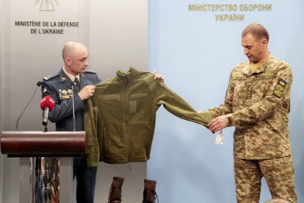 У що одягнуть військових зимою зимняя одежда всу