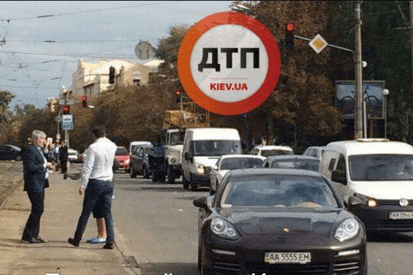 Погоня з перестрілкою у центрі Києва Стрілянина у Києві