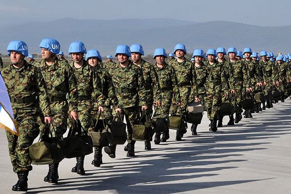Кучма: Варіант Росії щодо миротворців на Донбасі неприйнятний миротворцы