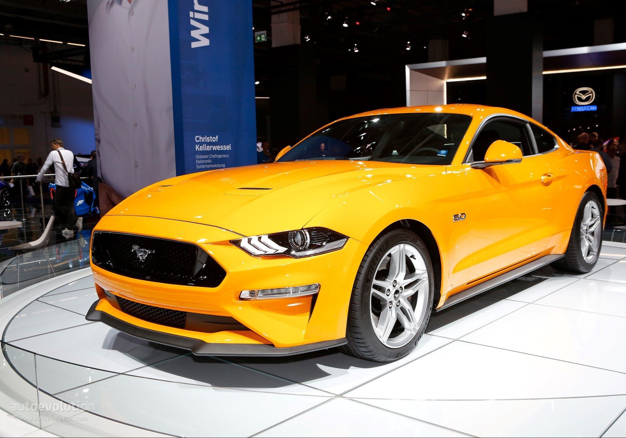 Оновлений спорткар Ford Mustang: потужність та ціна