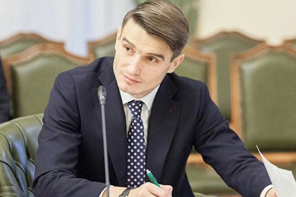 Віддати борги без дефолту. Що буде з економікою України
