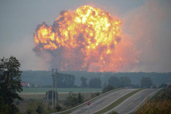 У Калинівці горять склади боєприпасів. Евакуйовано понад 30 тис. осіб (ОНЛАЙН) калиновка